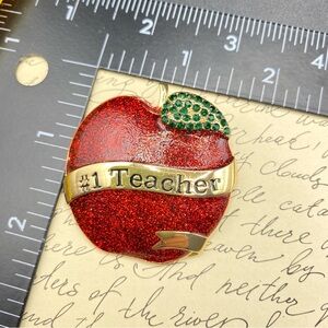 LIZ CLAIBORNE Red Apple Sparkly Teacher Brooch Gift Pin